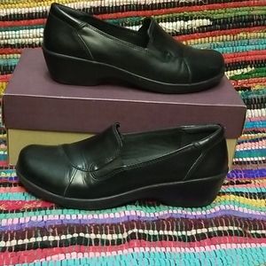 Clarks "Esha Haven" Shoes